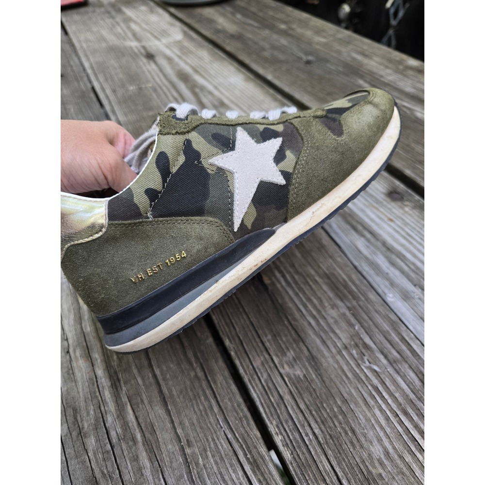 Vintage Havana Camo Star Low Top Sneakers Olive Green Gold Womens Size 10